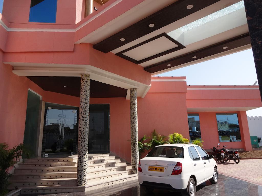 Hardik Resort Orchha Esterno foto